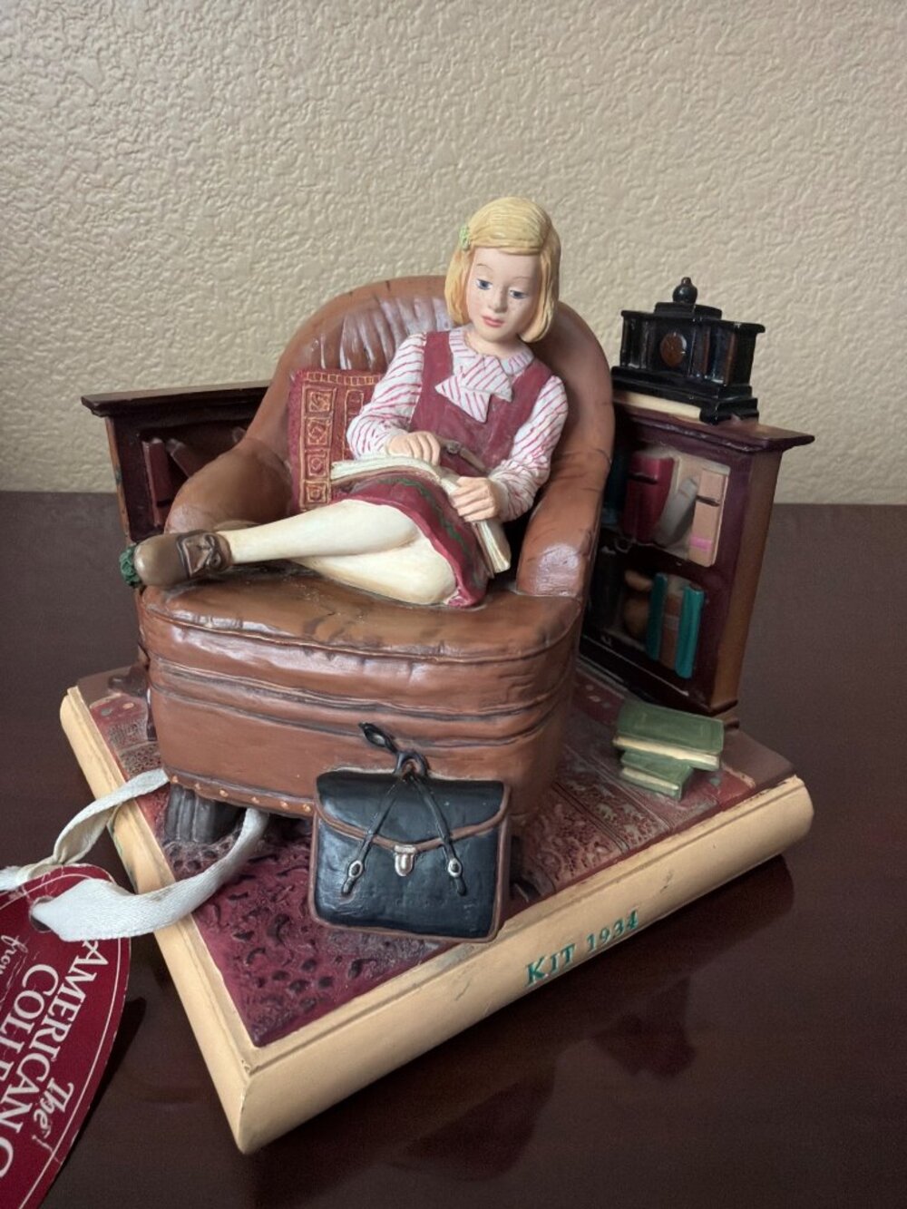 2002 Hallmark American Girl Kit Kittredge 1934 Bookend Resin Figure w/Tag FLAW - Picture 1 of 14